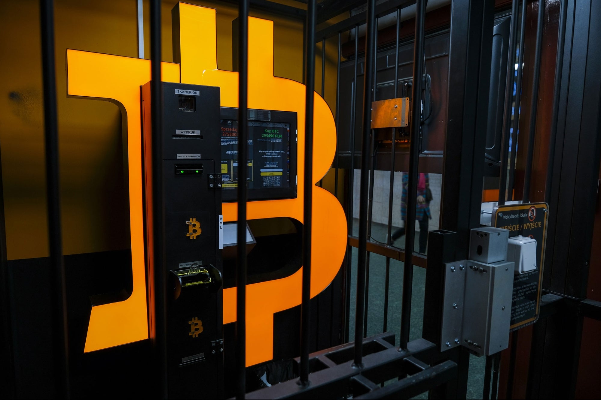 Why Bitcoin Atms Are The Future Of Currency Exchange 